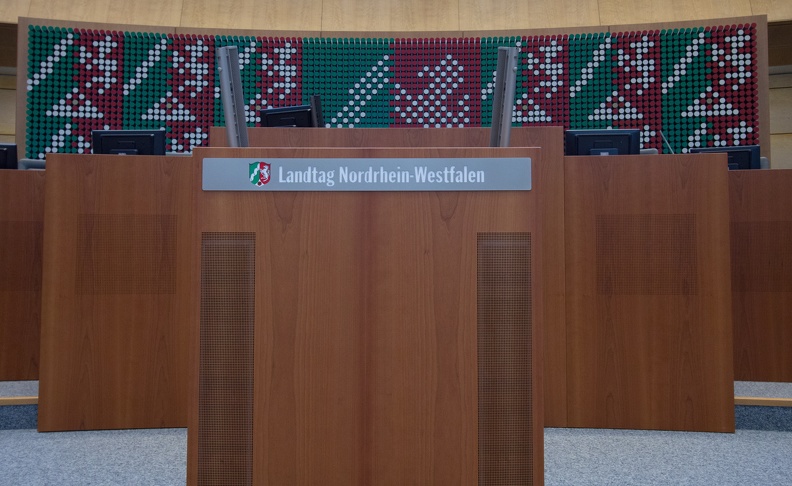 2017-11-02_Plenarsaal im Landtag NRW-3877.jpg