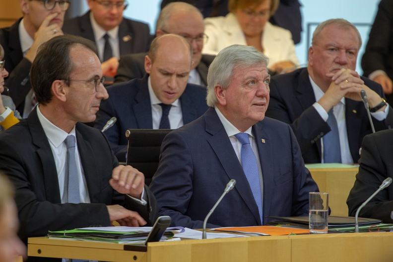 2019-01-18_Konstituierende Sitzung Hessischer Landtag Bouffier_3787.jpg