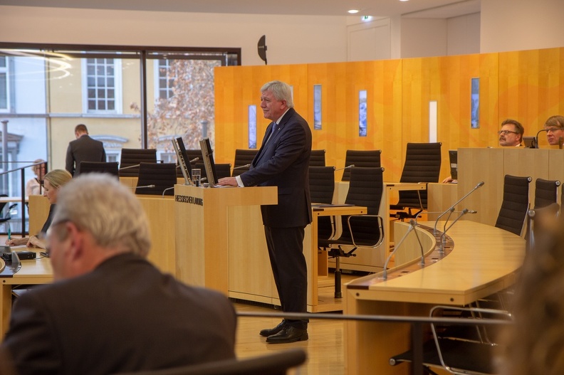2019-01-18_Konstituierende Sitzung Hessischer Landtag Bouffier_4010.jpg