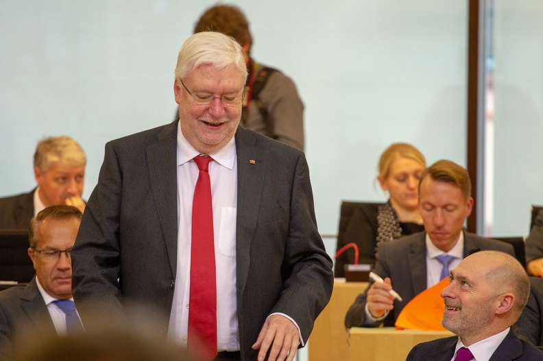 2019-01-18_Konstituierende Sitzung Hessischer Landtag FDP Hahn_3875.jpg
