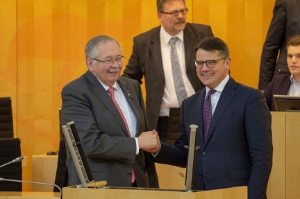 2019-01-18 Konstituierende Sitzung Hessischer Landtag Rhein 3777
