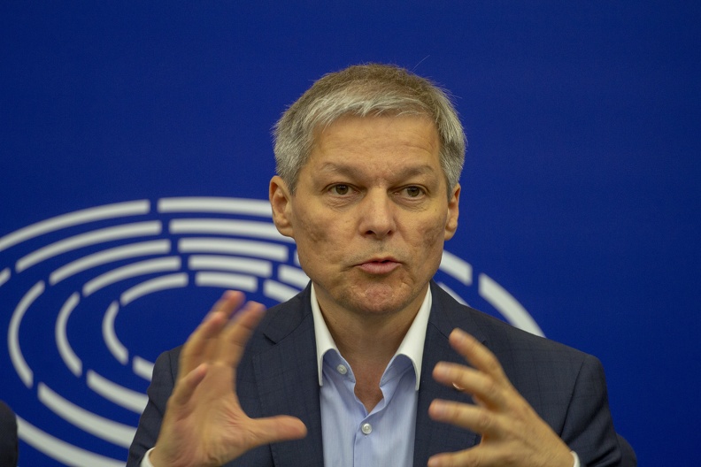 2019-07-03_Dacian Cioloș_MEP-by Olaf Kosinsky-8154.jpg