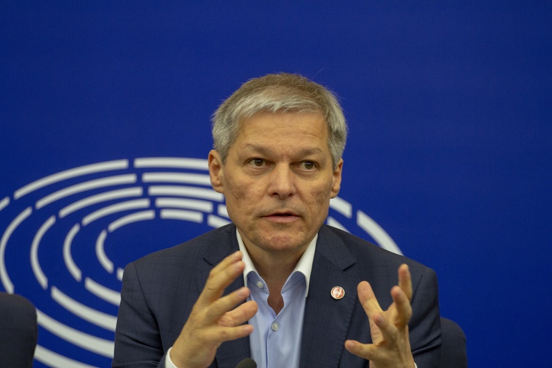 2019-07-03_Dacian Cioloș_MEP-by Olaf Kosinsky-8157.jpg